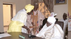 Adjaratou Fatou Ndiaye, UN Women’s deputy country representative in Nigeria presenting a souvenir to the Galadima of Kano during the courtesy call at palace of the Emir of Kano