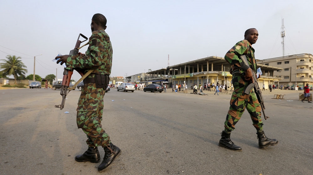 Six journalists arrested over 'false news' on mutiny Journalist and media owners held for 'spreading false information' about a mutiny by security forces, officials say.