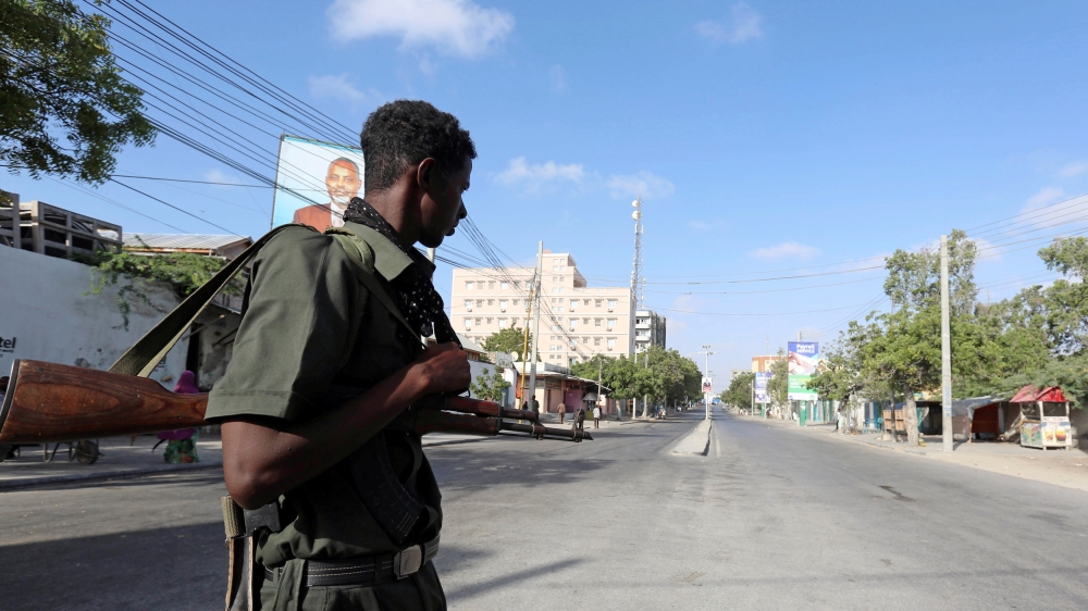 Blast near Mogadishu hours after al-Shabab vows attack Explosion hits close to army checkpoint after al-Shabab threatens attacks against new president, Mohamed Abdullahi.