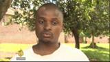 Zimbabwe nurses join doctors' strike over unpaid bonuses Health services in Zimbabwe are grinding to a halt after nurses joined a strike by doctors over unpaid bonuses.
Army medical professionals have been called in, but are struggling to deal with the number of patients.