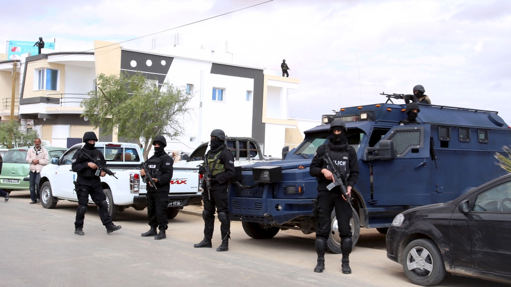 Two men in an ISIL and al-Qaeda-linked group killed during a security sweep in Sidi Bouzid.
